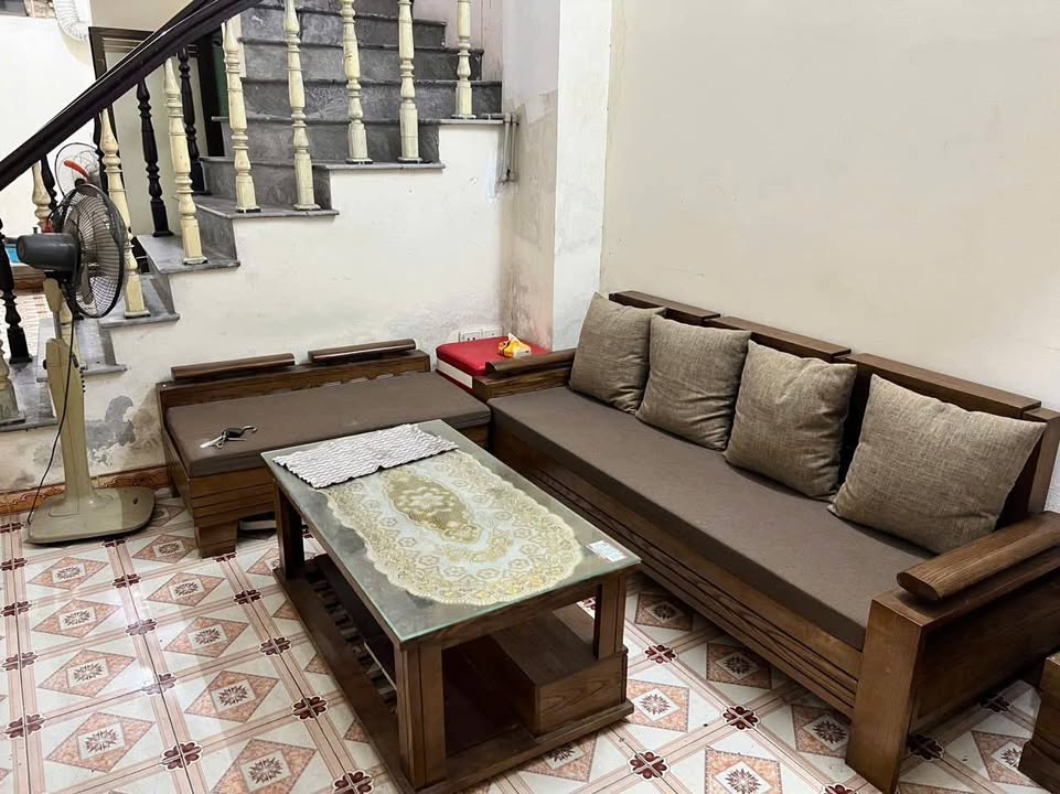 Nhà riêng Hoàng Như Tiếp, Long Biên 35m² giá 8 triệu - Sẵn sàng ở ngay!