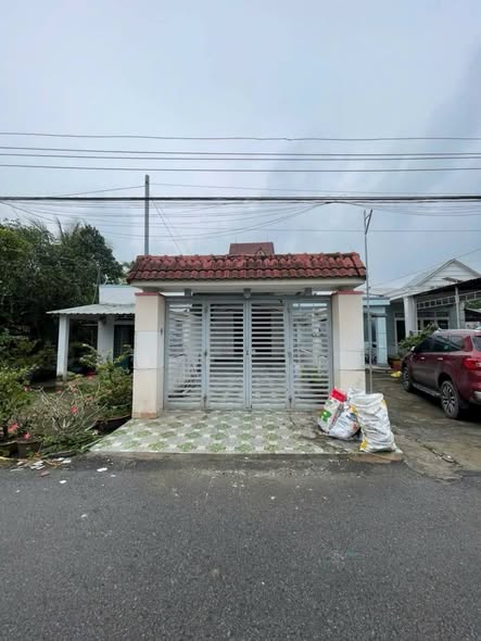 Nhà 4PN Phường Chánh Hiệp, TDM - 5 Triệu/Tháng, Sẵn Sàng Dọn Vào