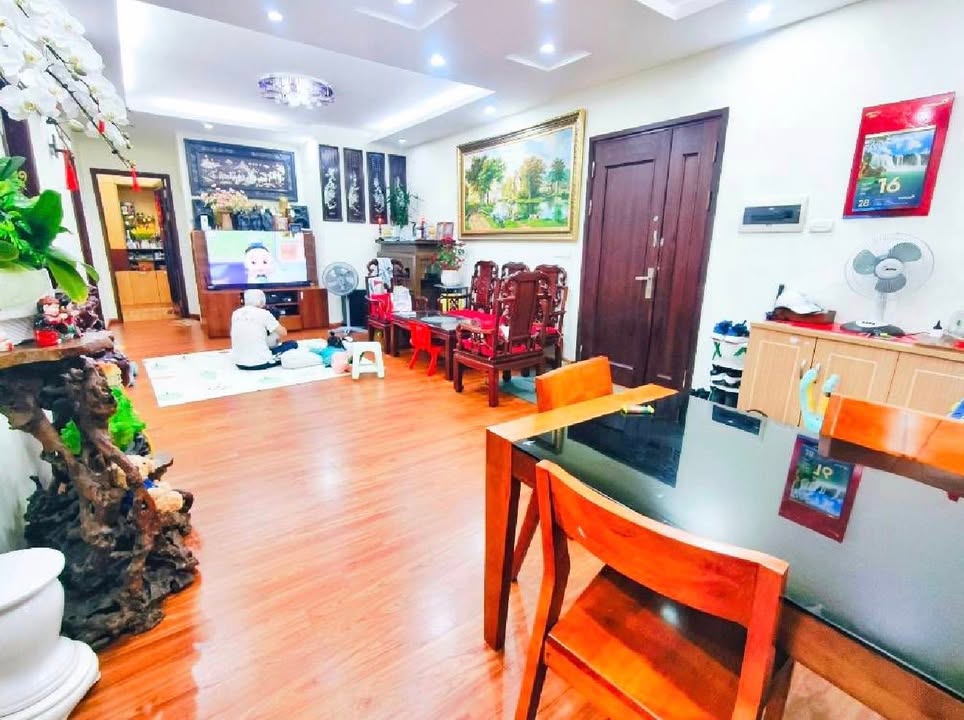 Chung cư Thái Hà Đống Đa 110m² giá 10.78 tỷ - Full nội thất cao cấp!