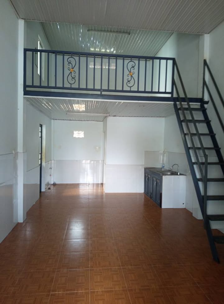 Thuê nhà mặt tiền Phan Đình Phùng Bảo Lộc 3.5 triệu - Sẵn sàng ở ngay!