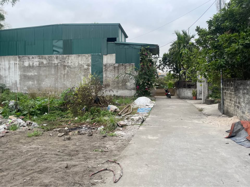 Bán Gấp Đất Nền Uông Bí 105m² - Sổ Đỏ Rõ Ràng, Giá Tốt Đầu Năm