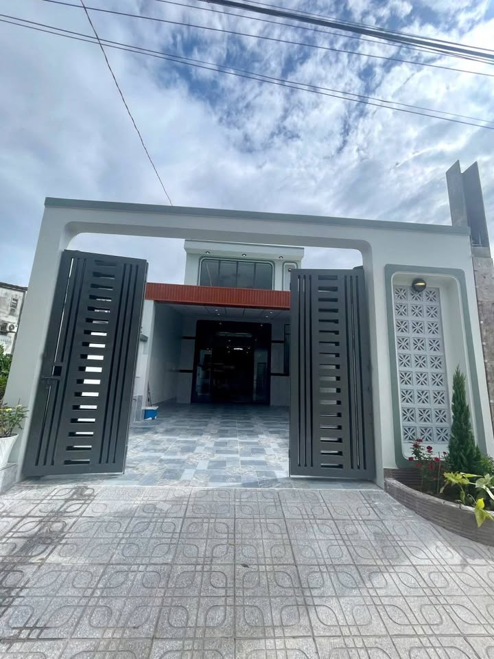 Nhà Gác Lửng Hiện Đại 137m² Châu Thành, Tây Ninh - Sẵn Sàng Đón Tết