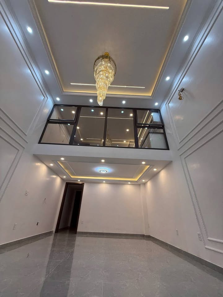 Nhà Mặt Tiền Thiên Lôi, Hải Phòng - 105m², 3PN, Kinh Doanh Đỉnh Cao!