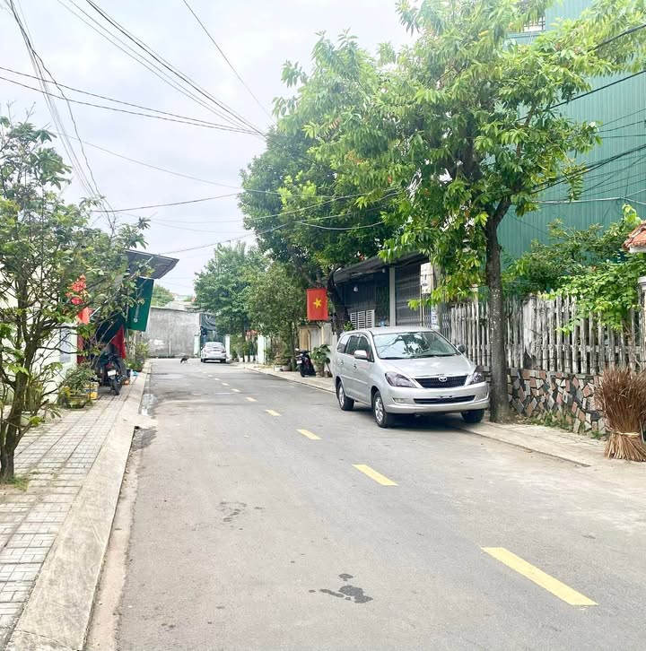 Nhà riêng Trần Kiên, Quảng Ngãi 100m² giá 3 tỷ - Chính chủ bán, vị trí vàng!