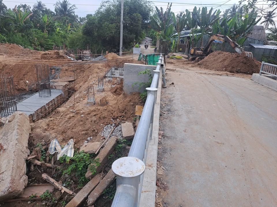 Bán đất Mỹ Hạnh Trung Cai Lậy 175m² giá 750 triệu - View sông thoáng mát