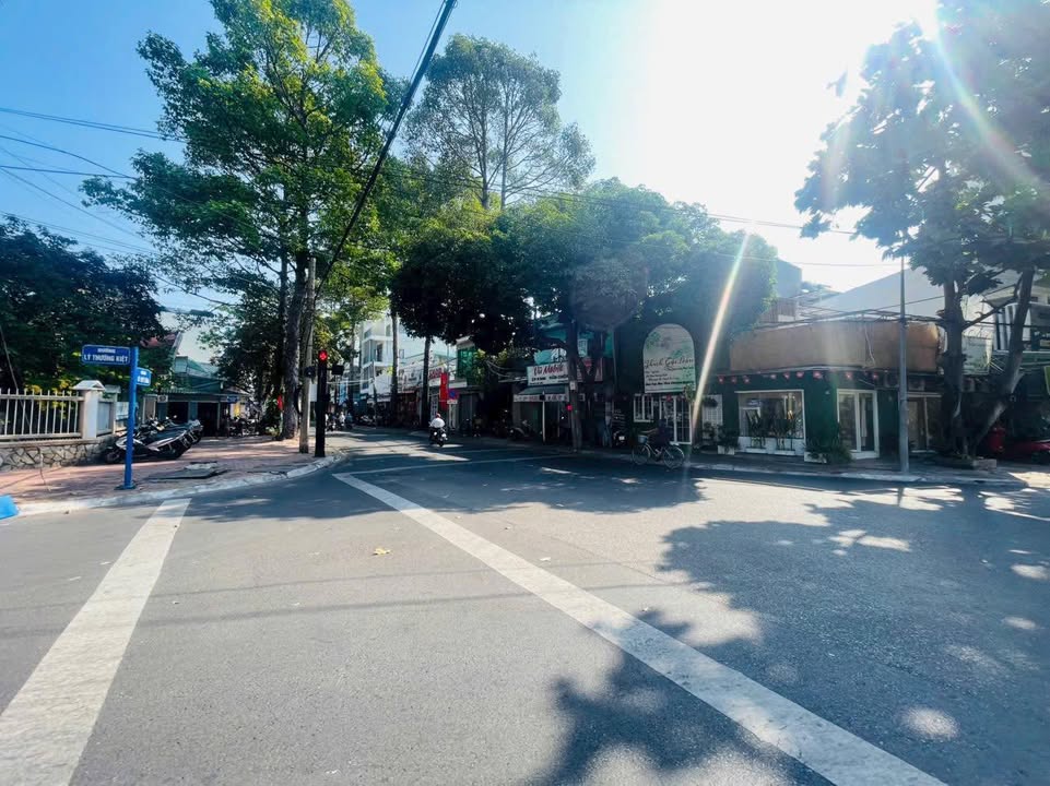 Shophouse Mặt Tiền Ngã 4 Vũng Tàu 19m² - Kinh Doanh VIP