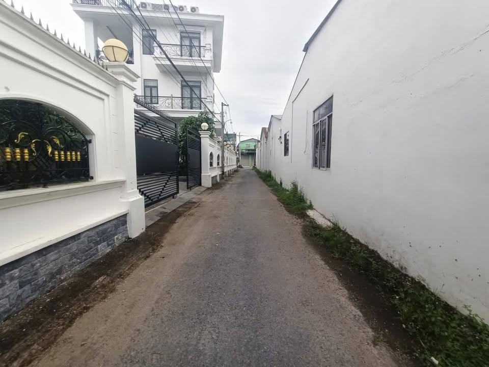 Nhà Cấp 4 Hùng Vương, Trà Vinh - 90m², Ô tô vào nhà, 750 Triệu