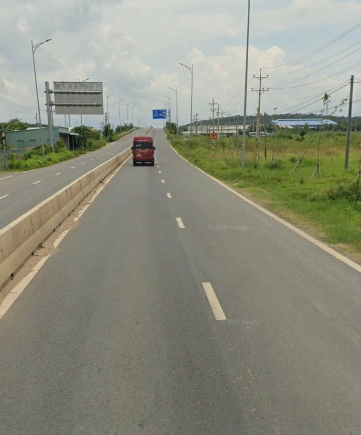 Bán Gấp Đất Vườn 4.4ha Mặt Tiền Đường Hàm Kiệm - Phan Thiết, Sẵn Sàng Đầu Tư