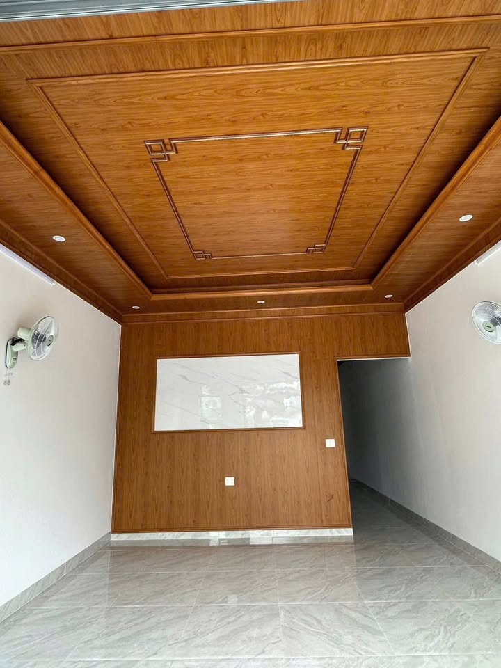 Nhà Mặt Tiền Nguyễn Viết Xuân, Buôn Hồ - 118m² Giá 3.9 Tỷ, Sẵn Sàng Về Ở!