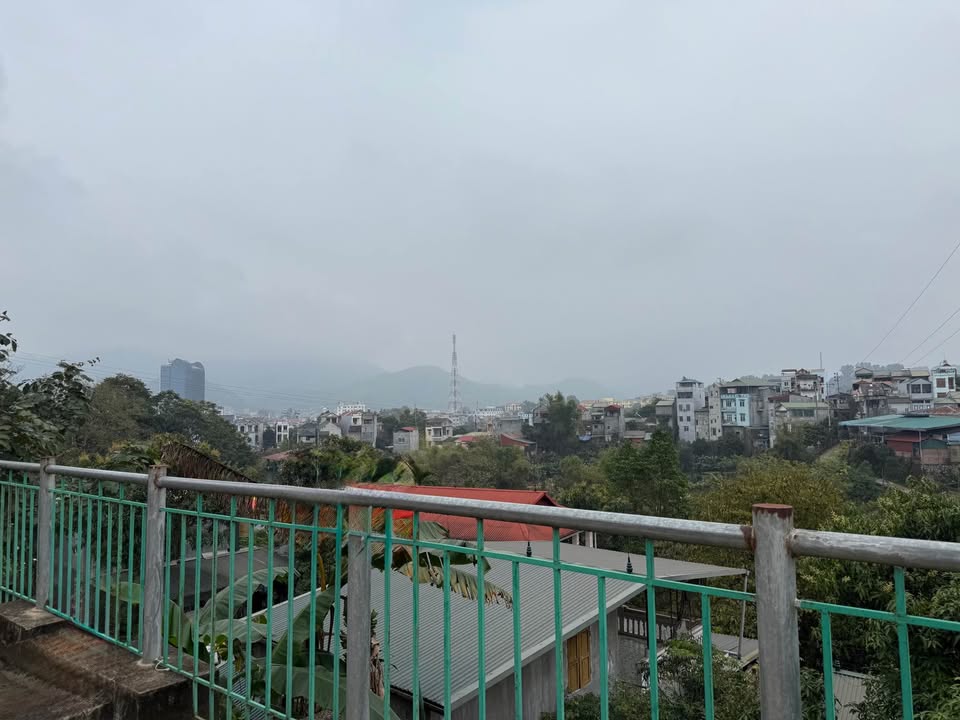 Đất nền Tổ 15 Sông Hiến 65m² - Sổ đỏ chính chủ, bán gấp!