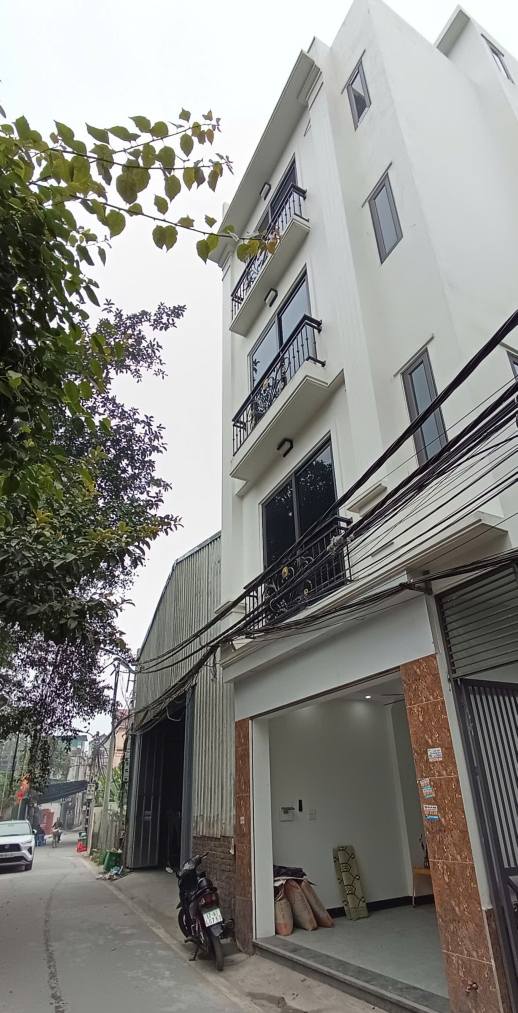 Bán nhà Đông La Hoài Đức 39m² 5 tỷ - Lô góc ô tô vào tận nhà!