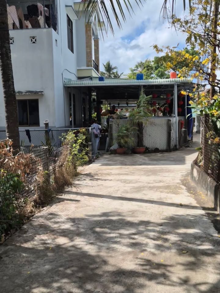 Đất Sông Cầu 196m² Sổ Đỏ Full Thổ Cư - Giá 2.5 Tỷ Thương Lượng