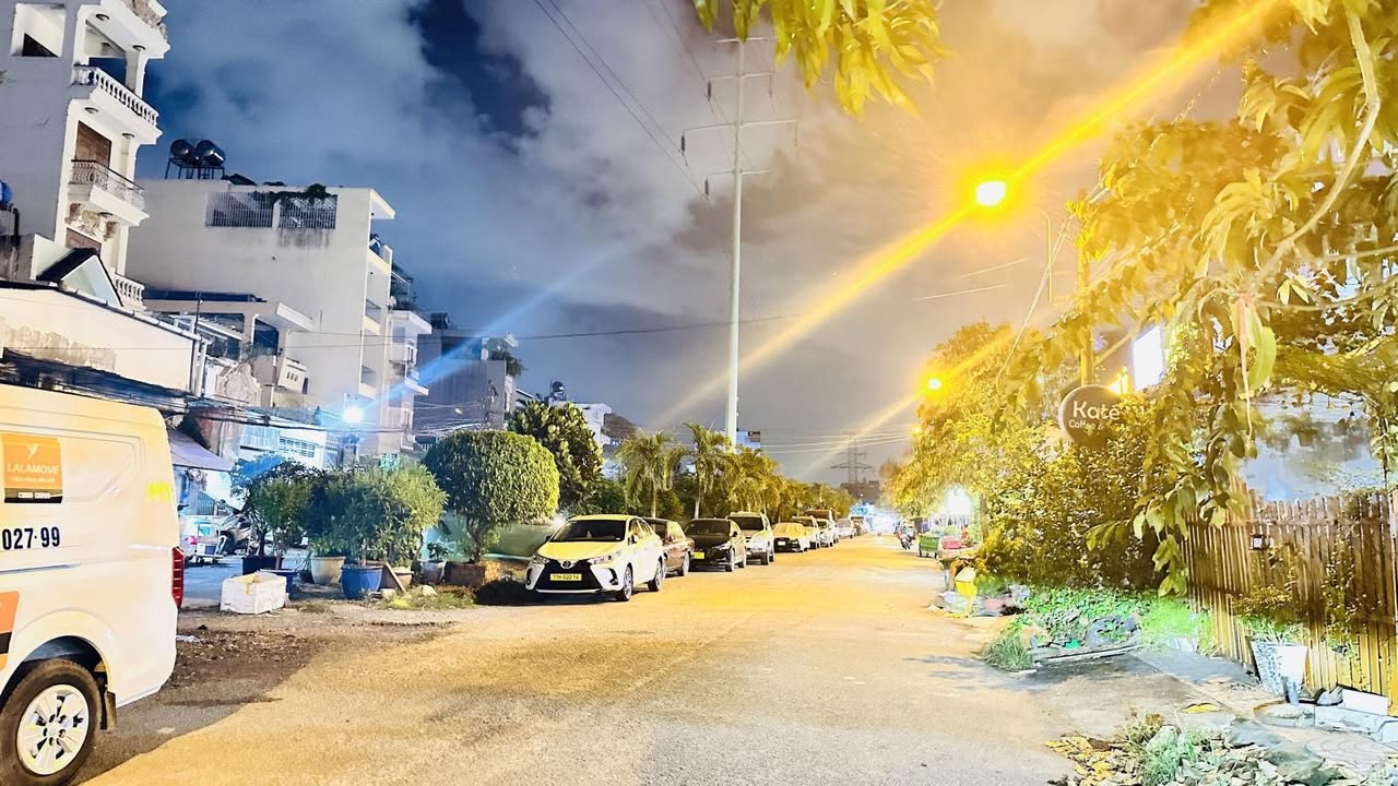 Nhà phố Hiền Vương, Tân Phú 92m² - Mặt tiền kinh doanh đắc địa!