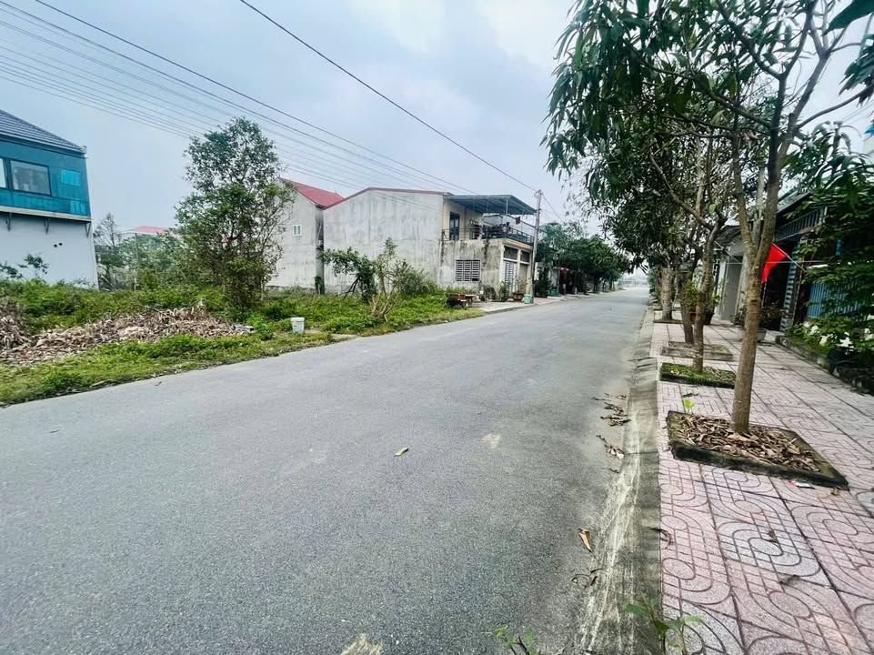 Đất nền Hà Tĩnh 169m² – Sổ đỏ chính chủ, đường to ô tô!