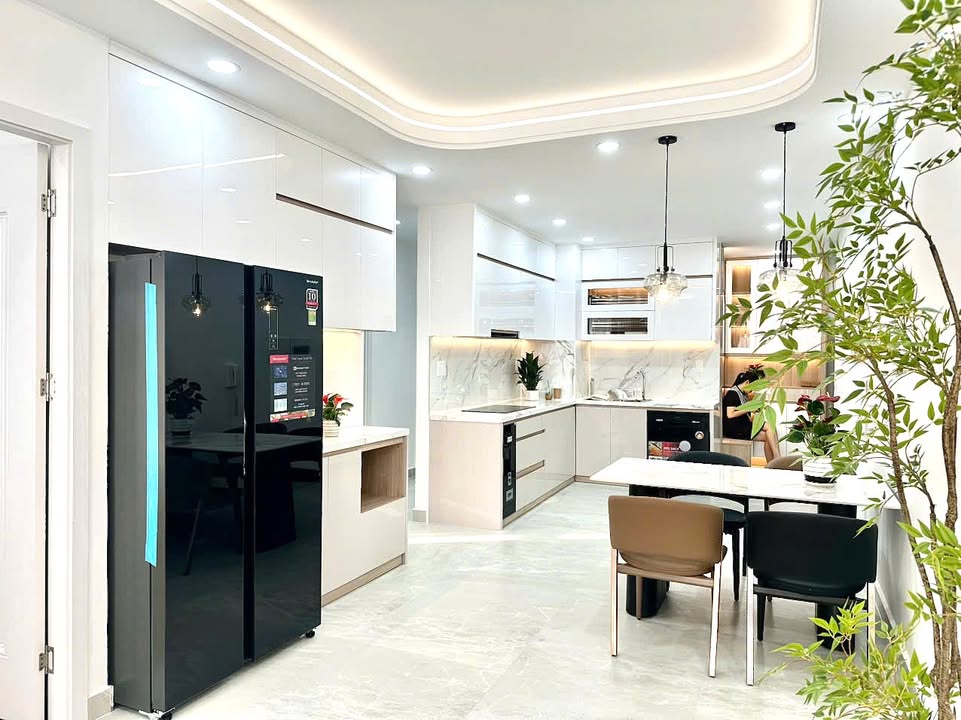 Căn hộ Sky Garden Quận 7 - 3PN Lầu Cao, Sổ Hồng Lâu Dài - Giá 6.5 Tỷ