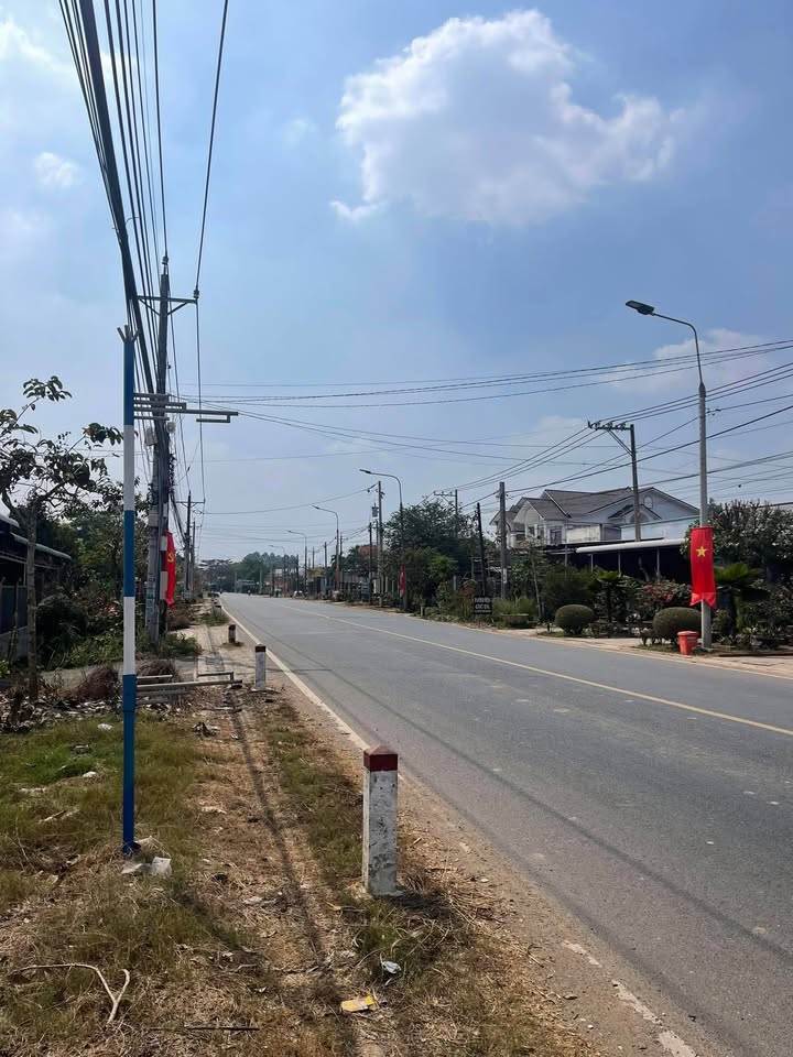 Nhà Phố Trị An, Vĩnh Cửu 428m² - Vị trí đắc địa, kinh doanh sầm uất!