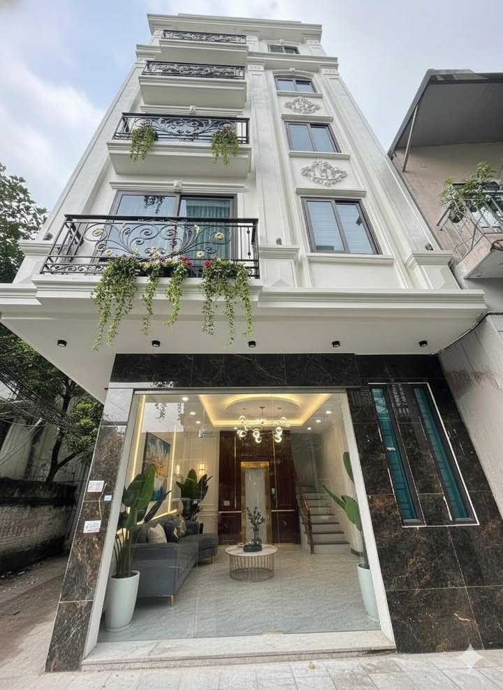 Nhà Phố Tả Thanh Oai 40m², 8 Tỷ - Mặt Tiền Kinh Doanh Đắc Địa