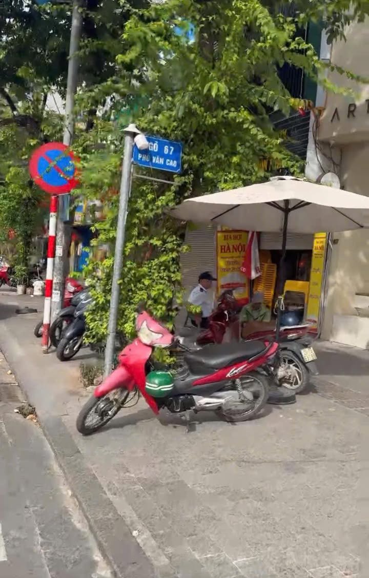 Nhà 5 tầng 150m² phố Văn Cao, Ba Đình - 7.x tỷ, ô tô gần