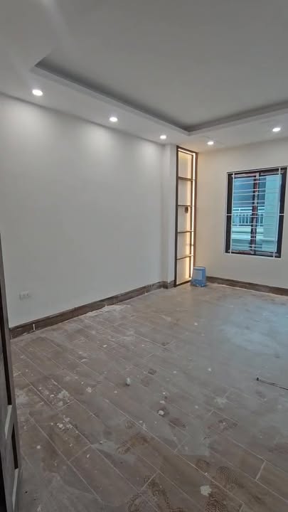 Nhà Tả Thanh Oai 39m² - Lô góc, thang máy, ô tô vào nhà!