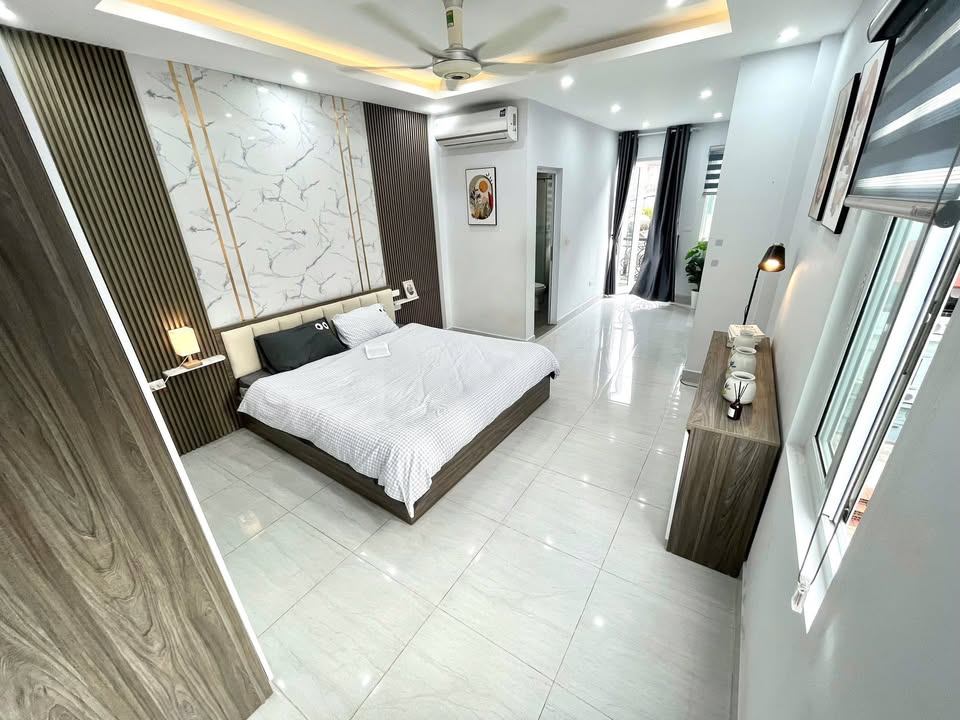 Cho thuê căn hộ Trần Đại Nghĩa, Hai Bà Trưng - Nội thất cơ bản, 32m²
