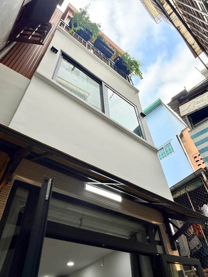 Nhà Phố Nguyễn Thượng Hiền Quận 3 - 80m² - 4PN - 5.2 Tỷ