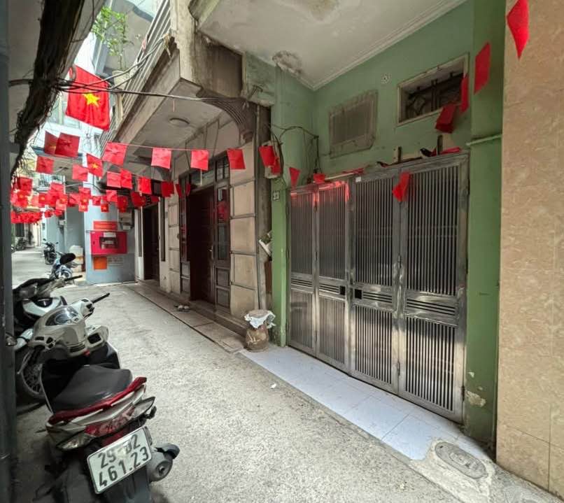 Bán nhà Xã Đàn 45m² 4 tầng - Ngõ nông, ô tô gần - Giá 8.2 tỷ