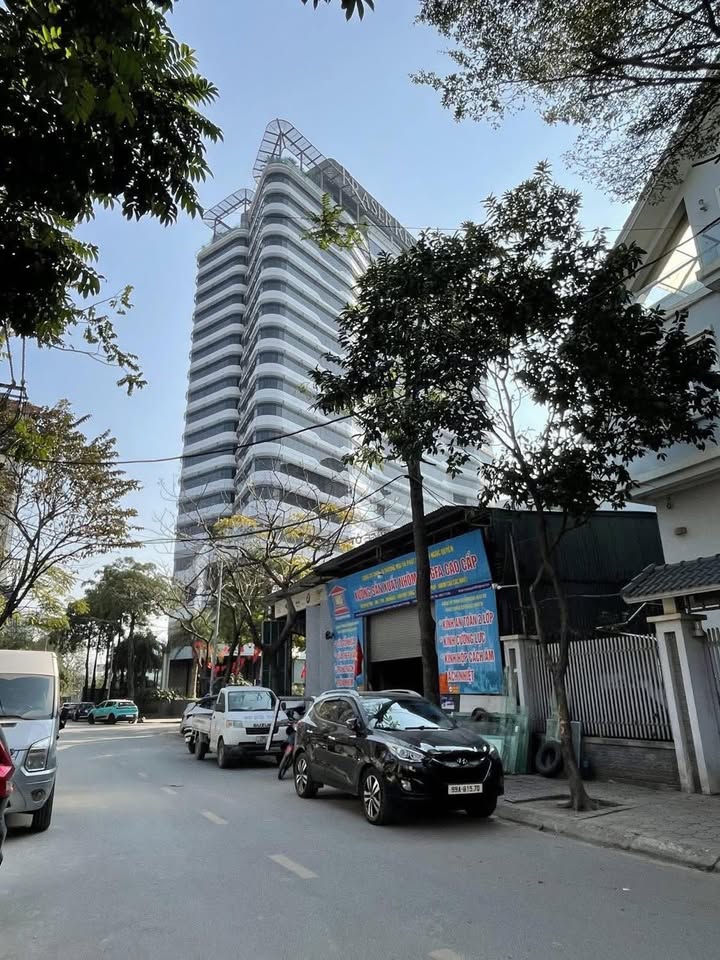 Nhà Mặt Phố Lộc 126m² - Kinh Doanh Sầm Uất, Vỉa Hè Rộng, Giá 51.7 Tỷ