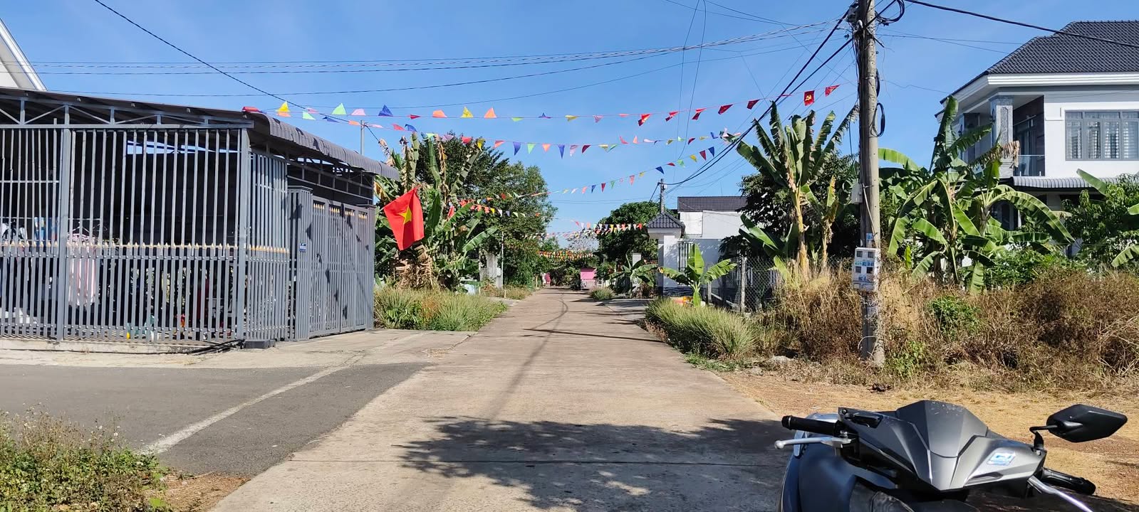 Đất nền Tiến Thành Đồng Xoài 240m² giá 1 tỷ - Sổ đỏ chính chủ, tách được 2 lô!