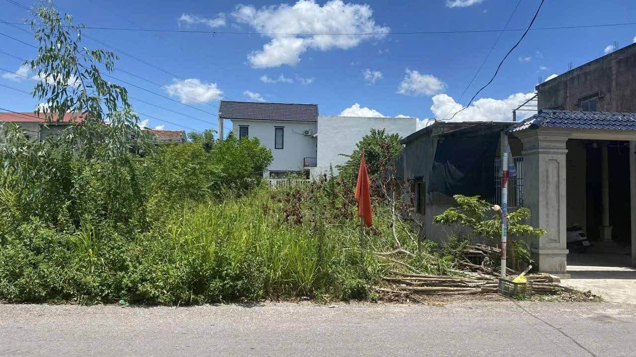 Nhà Phố Nguyễn Công Hoan Đồng Hới 110m² - Mặt tiền kinh doanh đắc địa