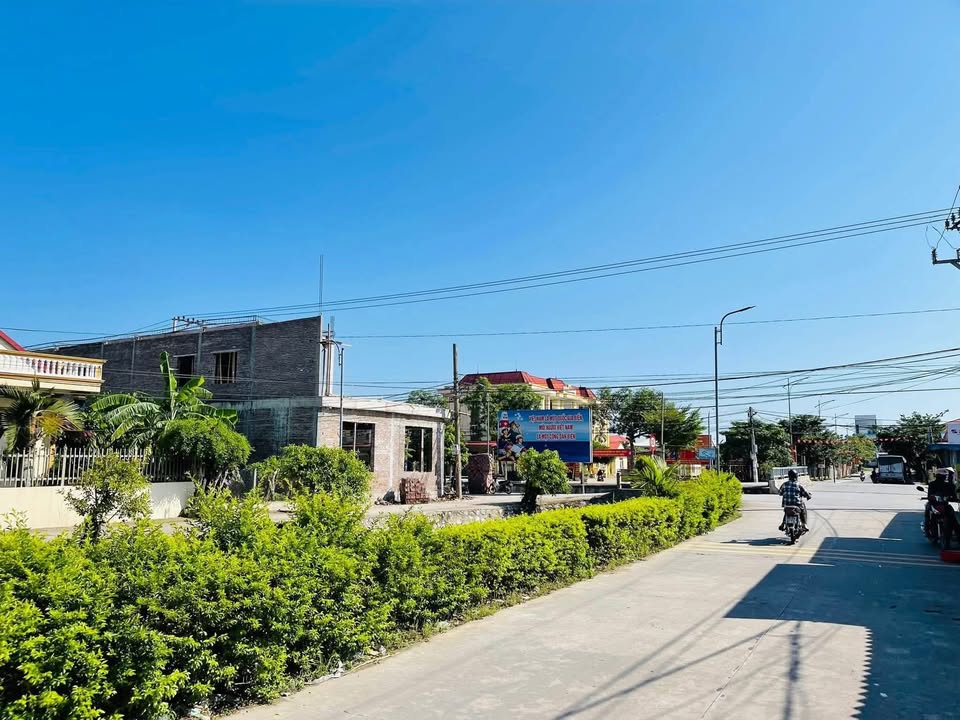 Đất Trục Chính Kim Trung, Hải Hậu - 210m² Kinh Doanh, Gần UBND Xã