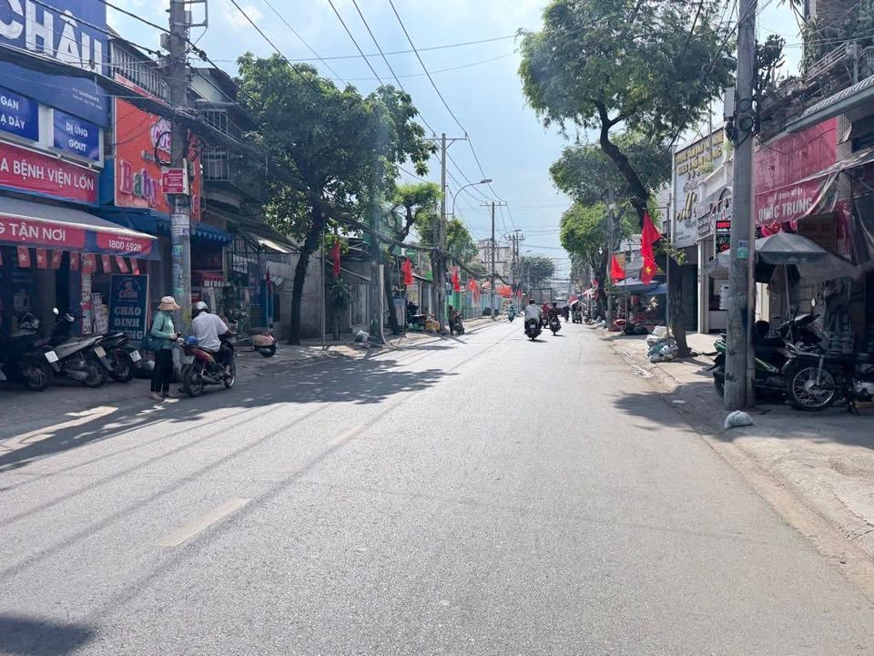 Nhà 180m² Tam Bình, Thủ Đức - 2 Tầng, 3PN, Kinh doanh tốt, 12 Tỷ TL