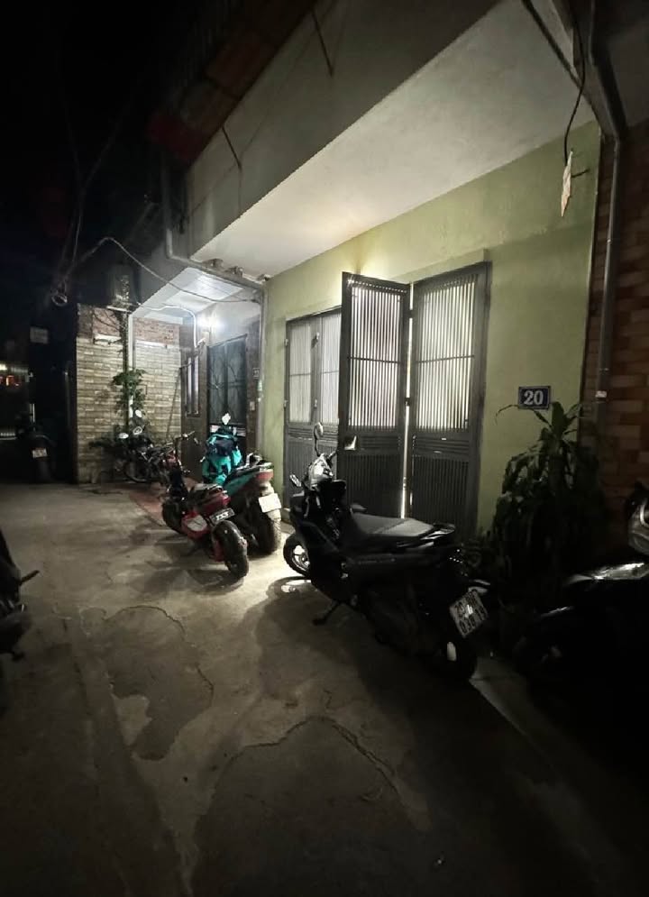 Nhà Phường Trần Phú, Hoàng Mai 43m² - Giá 3.8 Tỷ, Sẵn Ở