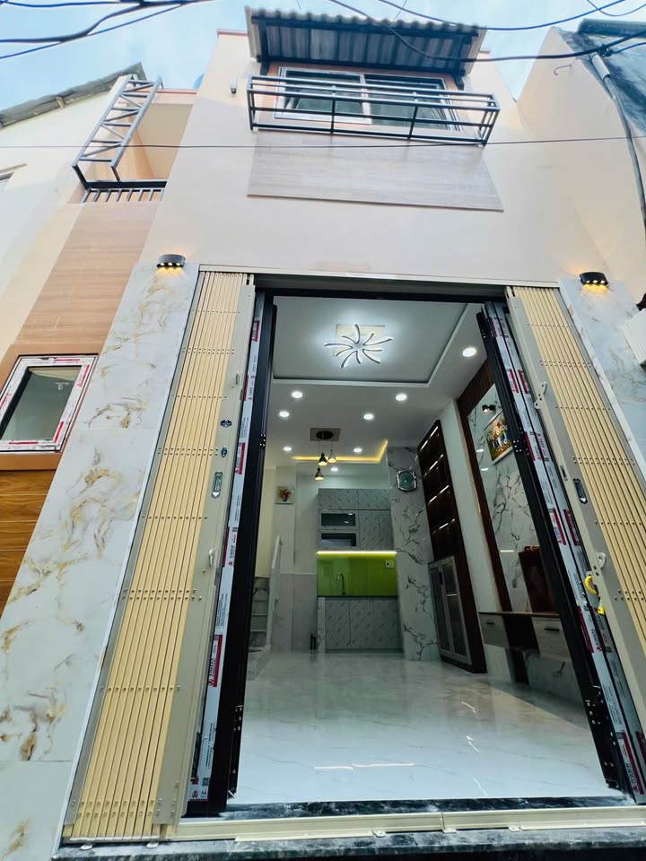 Nhà Phường 14 Q8 27m² giá 3.08 tỷ - Sổ hồng sẵn, vào ở ngay!