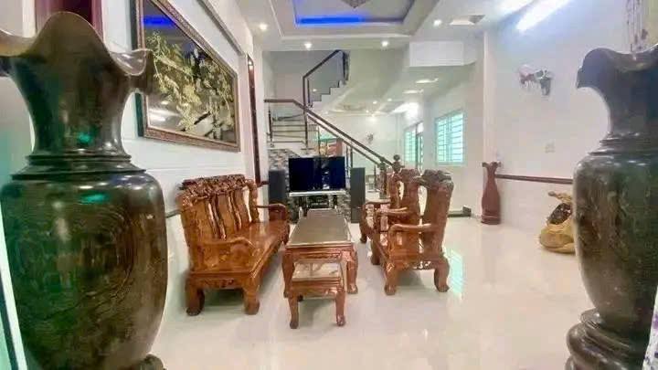 Nhà Riêng Quận Phú Nhuận 75m² - Ô tô vào tận nhà, Full nội thất!