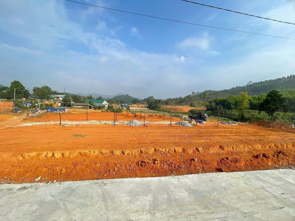 Đất nền Kim Phú Tuyên Quang 400m² - Sổ đỏ sẵn sàng, giá tốt