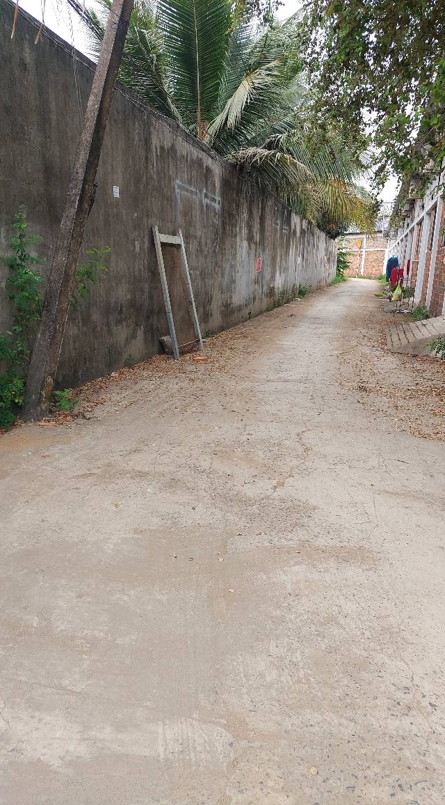 Bán gấp 2 căn nhà liền kề Phường 5, Tân An, Long An - 100m², 2PN, Giá 1.35 Tỷ