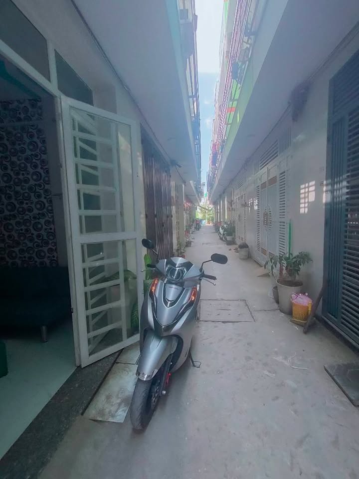 Nhà 2PN Tân Kim Cần Giuộc - Sổ Chung, Giá 920 Triệu, Gần Chợ