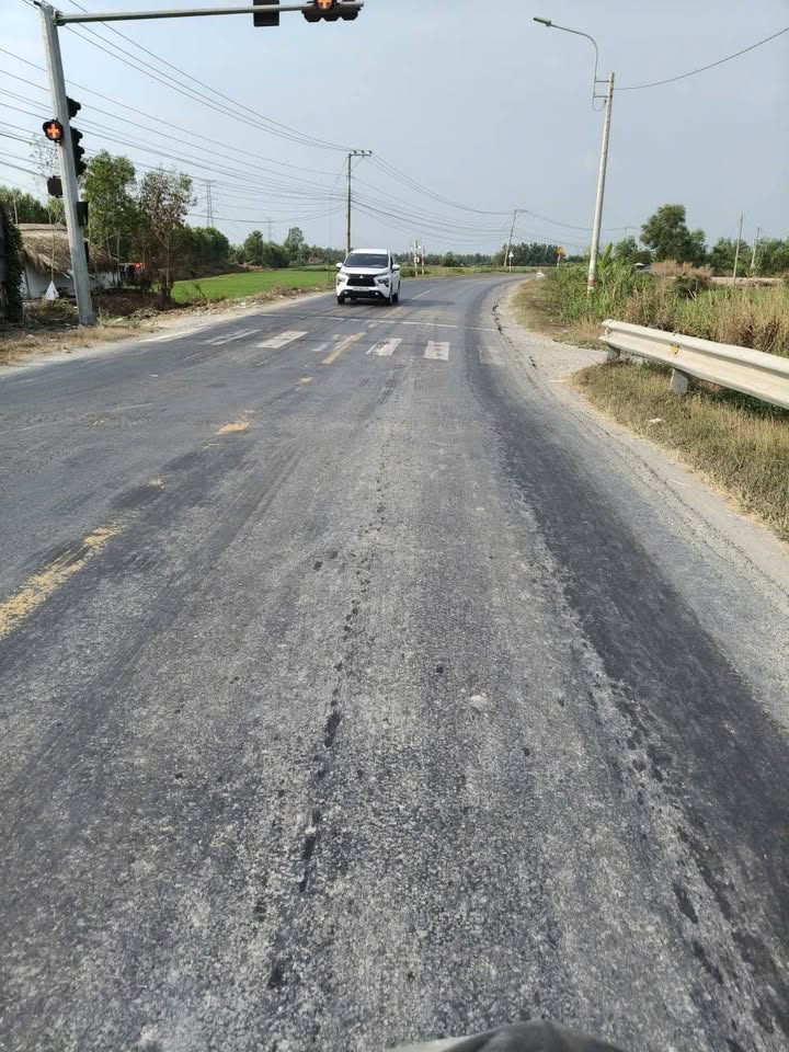 Đất nền Long Thuận, Thủ Thừa 3600m² - Sổ đỏ, giá 5 tỷ, tiềm năng đầu tư