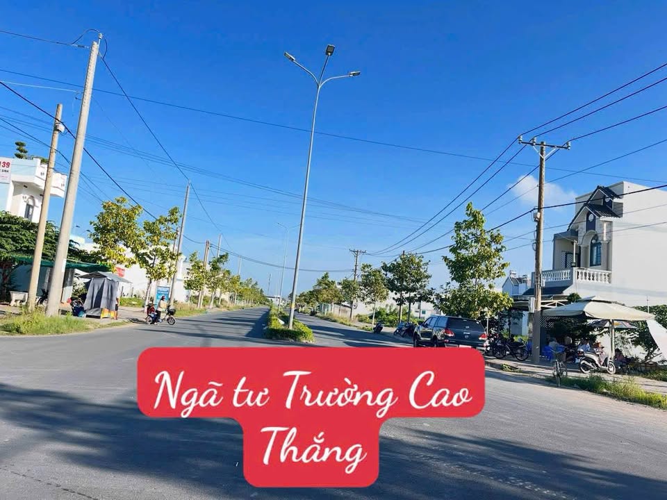 Đất nền Vĩnh Long 402m² - Góc 2 mặt tiền, sổ đỏ chính chủ!