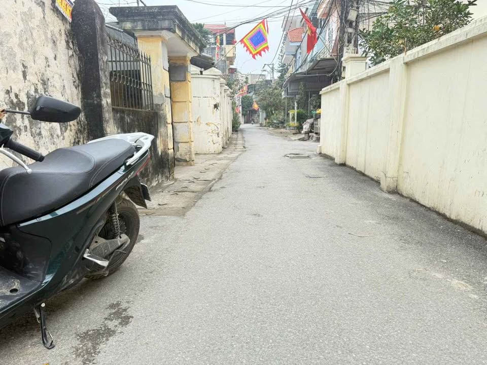 Nhà Phố Trung tâm Sơn Tây 60m² - Vị trí Đắc Địa, Ô tô Vào Tận Nhà!