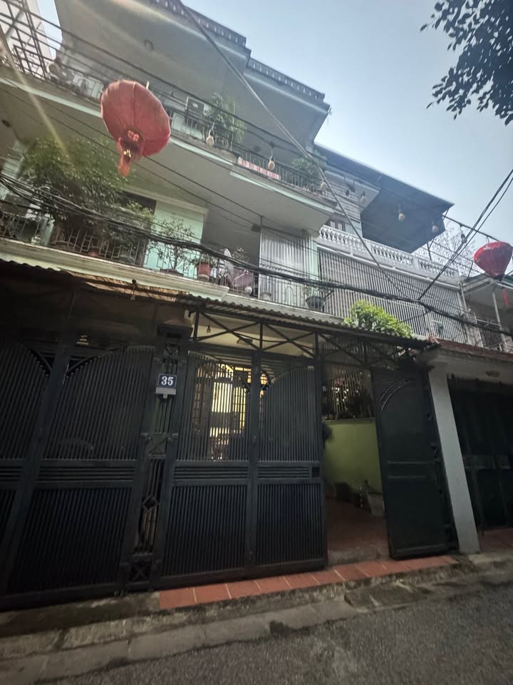 Bán nhà Nguyễn Sơn Long Biên 105m² giá 30 tỷ - Vị trí đẹp hiếm có