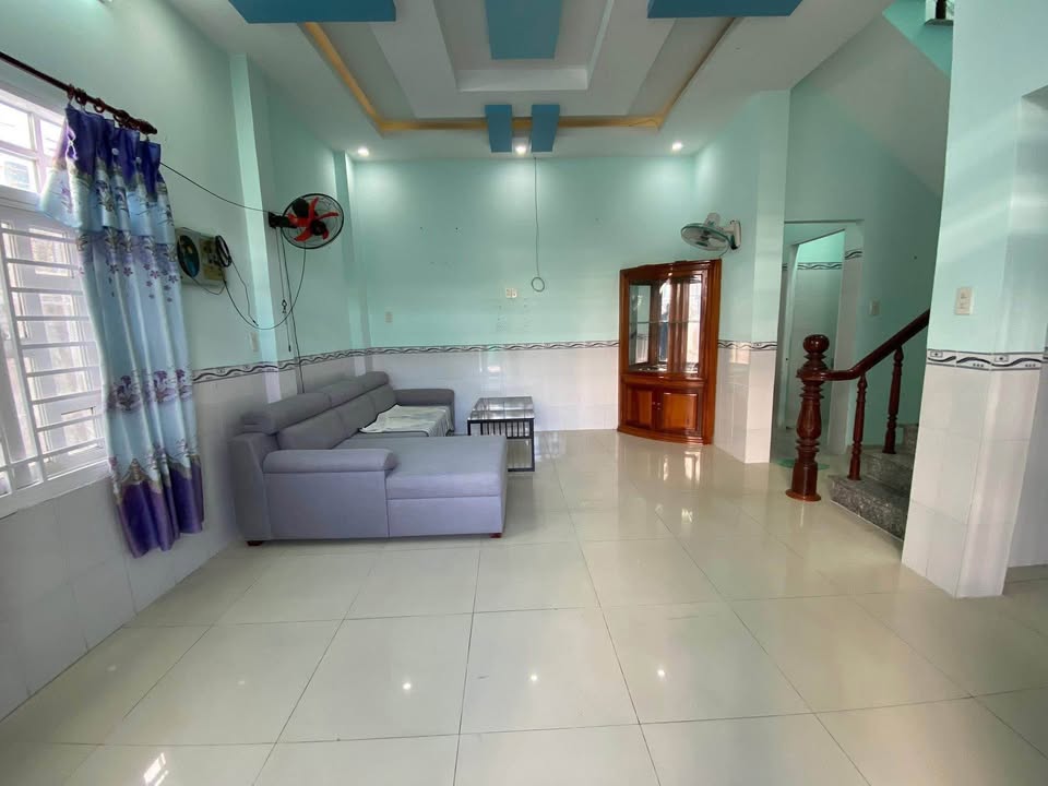Nhà 2 Tầng Căn Góc Nguyễn Xiển, Nha Trang - 62.5m² Sổ Hồng Giá 3.4 Tỷ