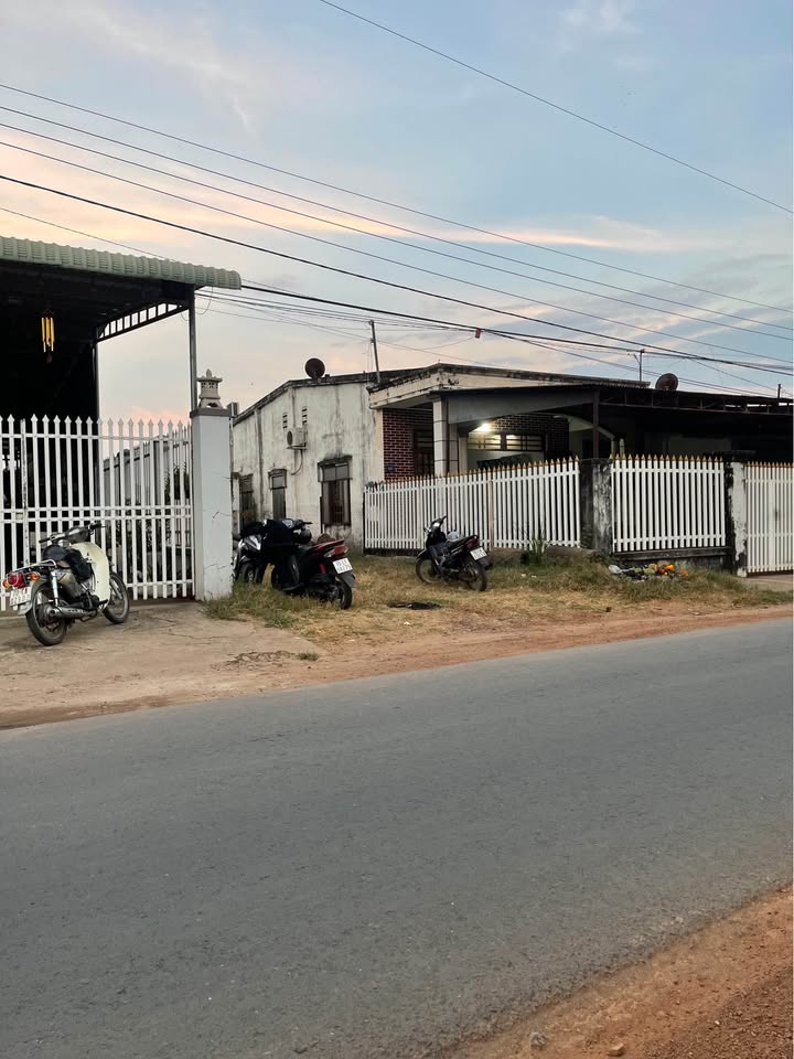 Đất Nền Mặt Tiền CMT8, Hòa Thành, Tây Ninh - 156m² Sổ Đỏ, Giá Đầu Tư