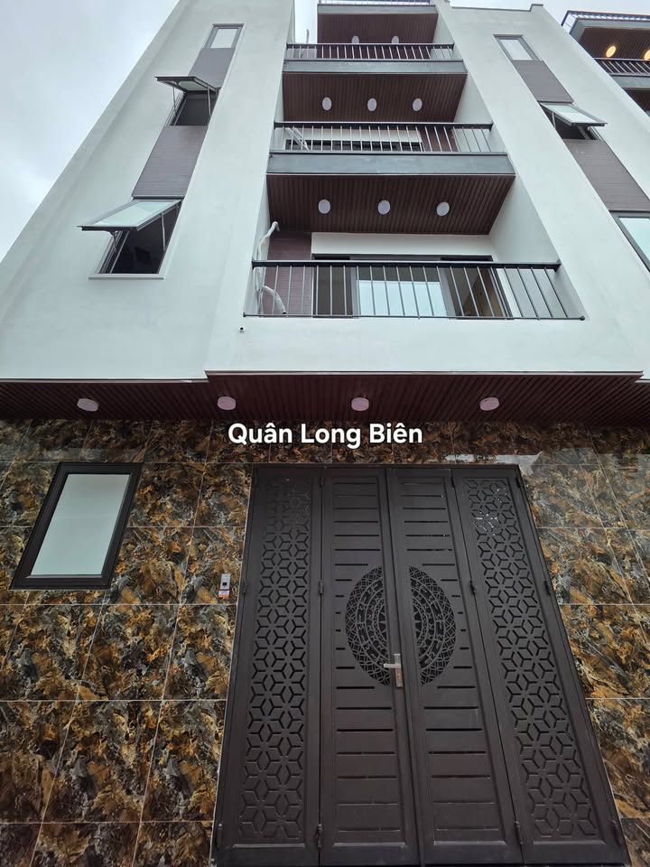 Nhà Long Biên 41m² - 6 Tầng Thang Máy - Kinh Doanh Tốt - 8 Tỷ
