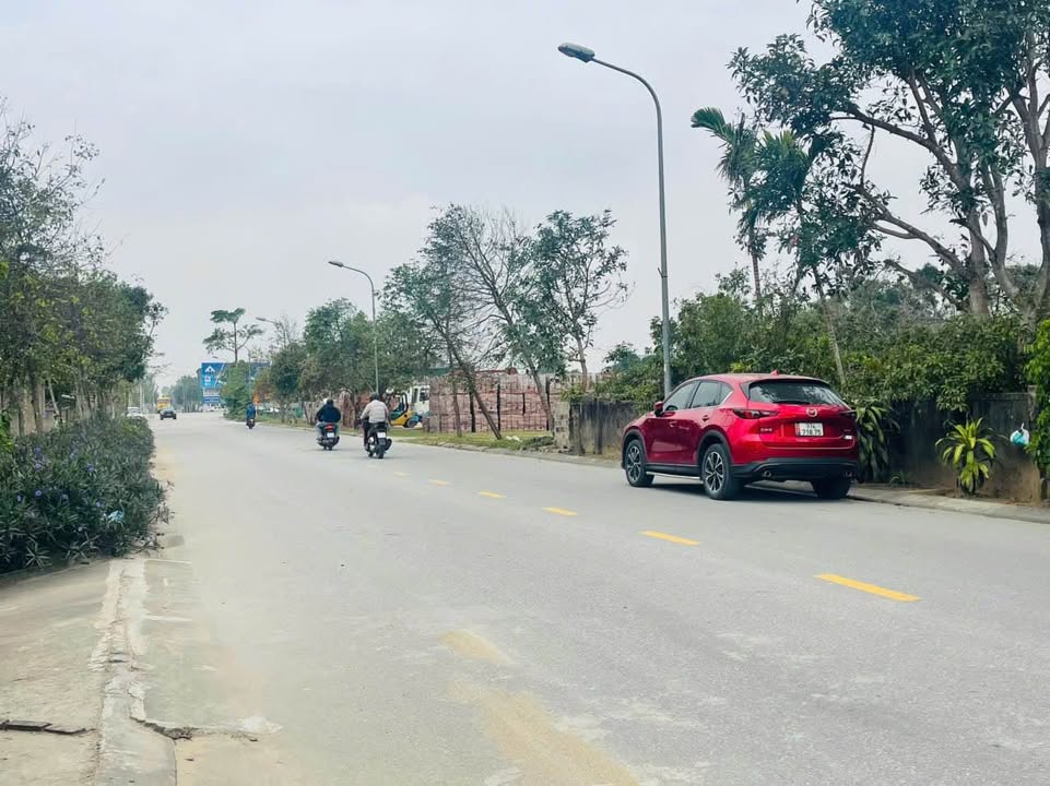 Đất Nền Lối 2 Bùi Thế Đạt, TP Vinh 93m² - Sổ Đỏ Sẵn Sàng