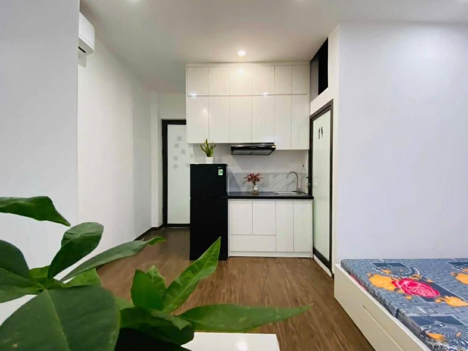 Nhà Mặt Tiền Hồ Tùng Mậu, Cầu Giấy 45m² 6 Tầng - 10.7 Tỷ, SĐCC