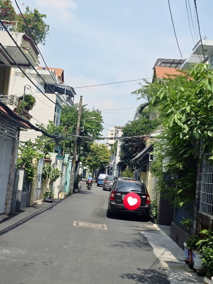 Nhà 5 Tầng Hẻm 8M Hoàng Việt, Tân Phú - 6PN, 40m², 9 Tỷ - Gần Sân Bay TSN