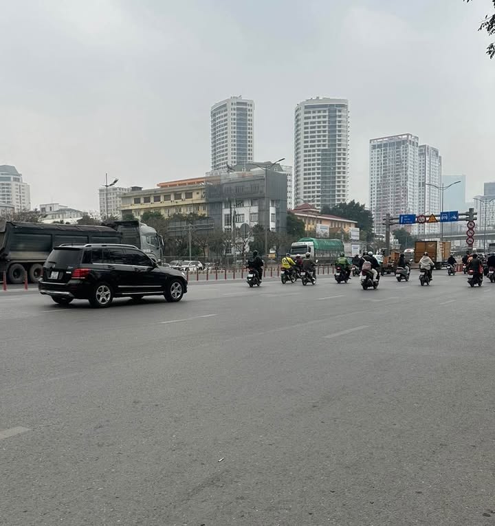 Nhà Mặt Phố Đan Phượng 83m² - Kinh Doanh Đỉnh Cao, Ô Tô Tránh