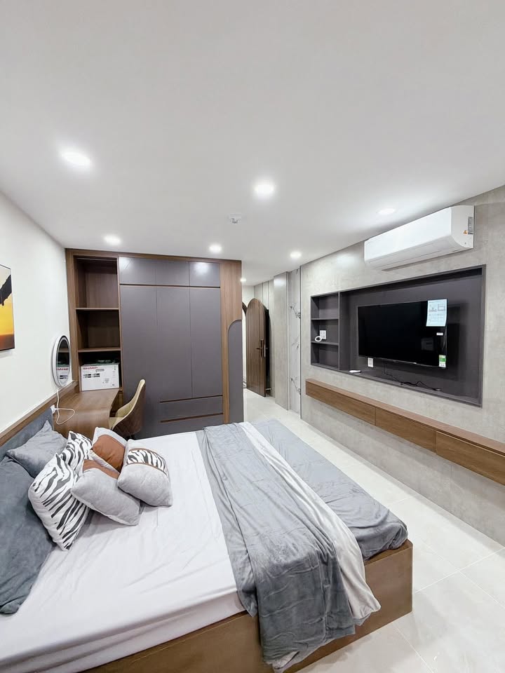 CHDV 3 Sao Quận 3 - 70m² - 8PN - 71 Triệu/Tháng - Gần Metro