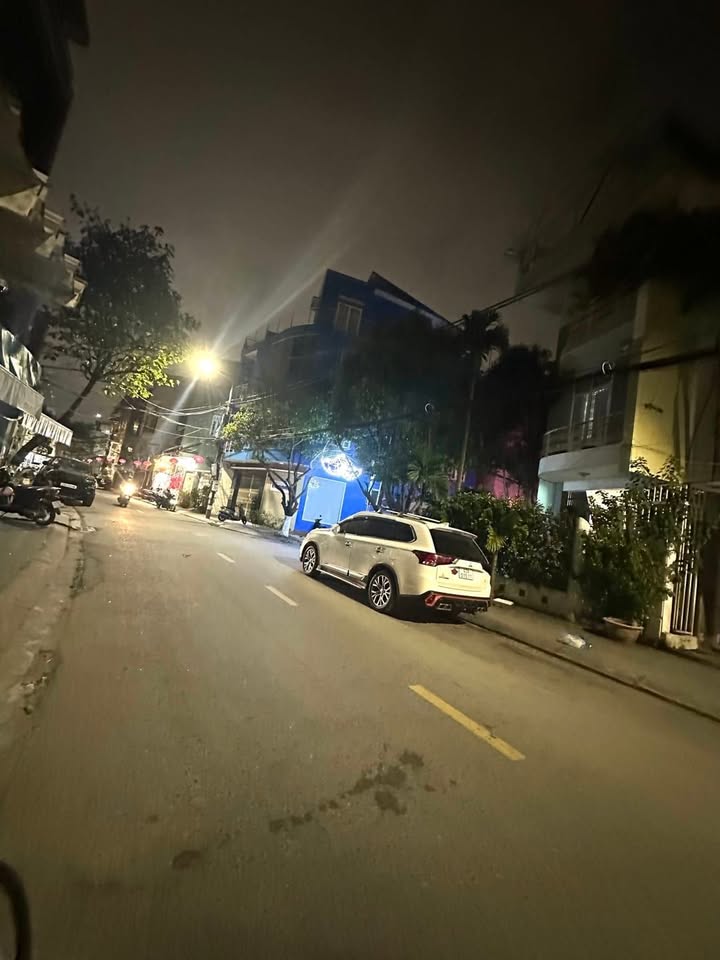 Nhà Mặt Tiền Hải Hồ, Hải Châu, Đà Nẵng - 95m² Kinh Doanh Đắc Địa